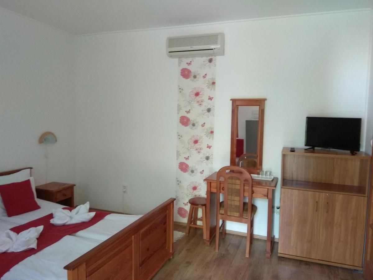 Nadas Pihenopark Tiszafüred Dış mekan fotoğraf